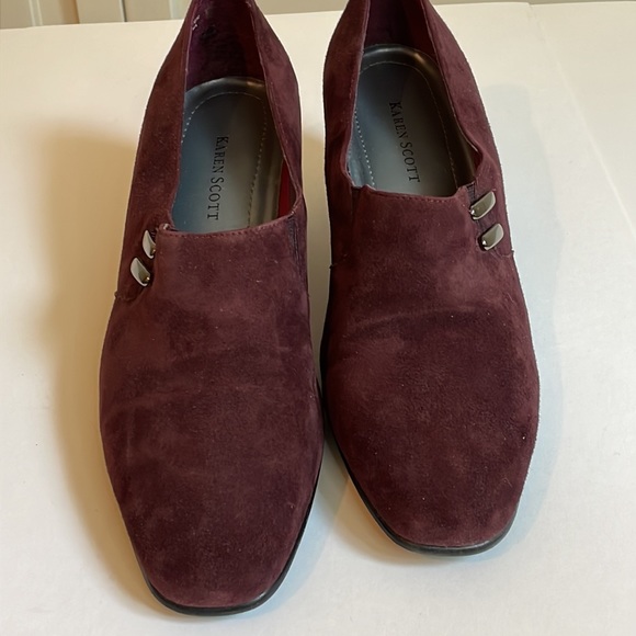 Karen Scott “wine” suede heel shoe 8M with box - Picture 4 of 8